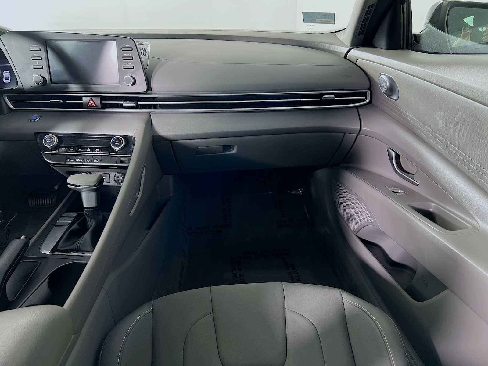 2022 Hyundai Elantra SEL - Photo 22