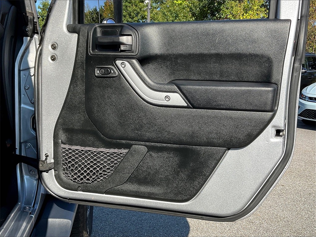 2018 Jeep Wrangler JK Sahara - Photo 11