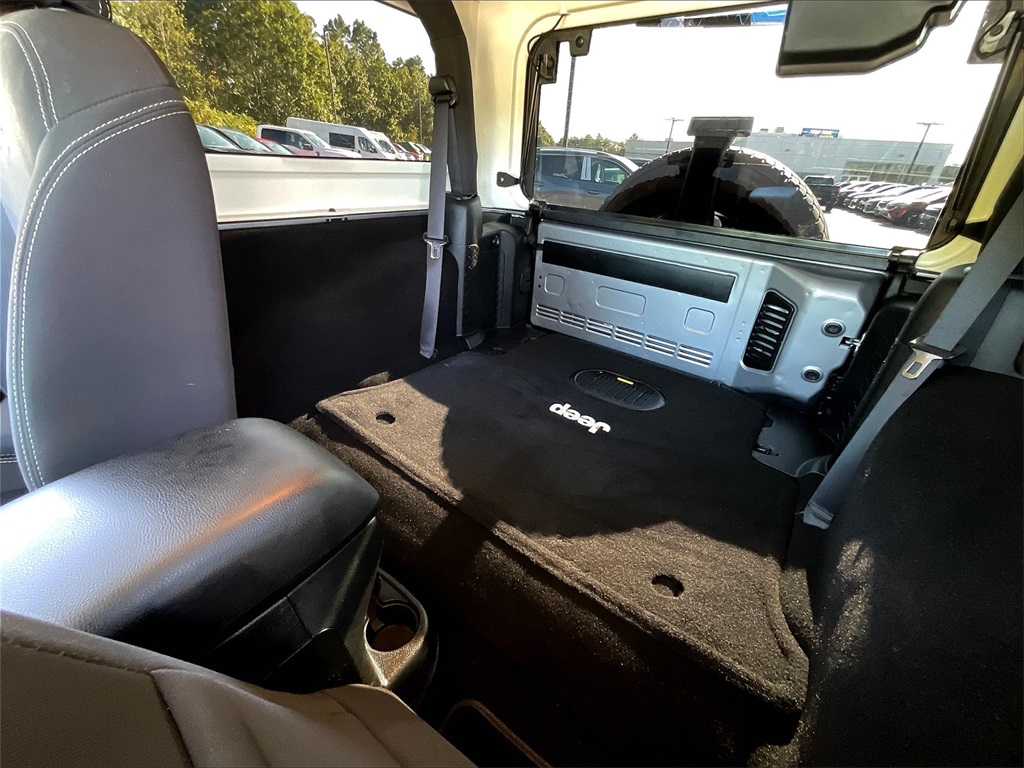 2018 Jeep Wrangler JK Sahara - Photo 14