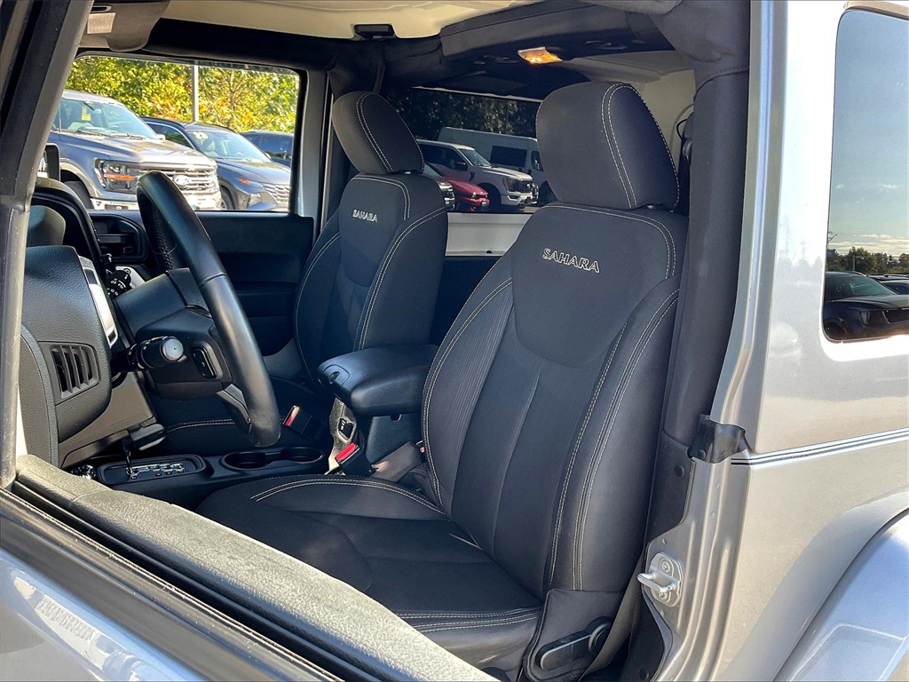 2018 Jeep Wrangler JK Sahara - Photo 9