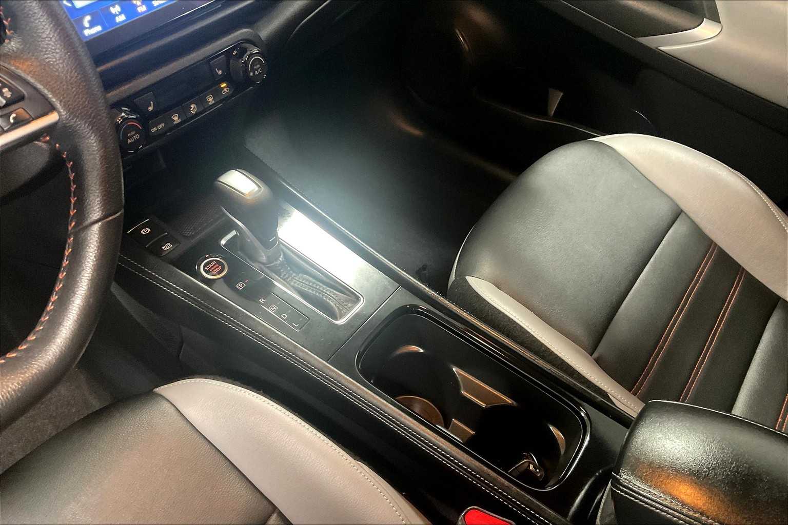 2023 Nissan Kicks SR - Photo 20