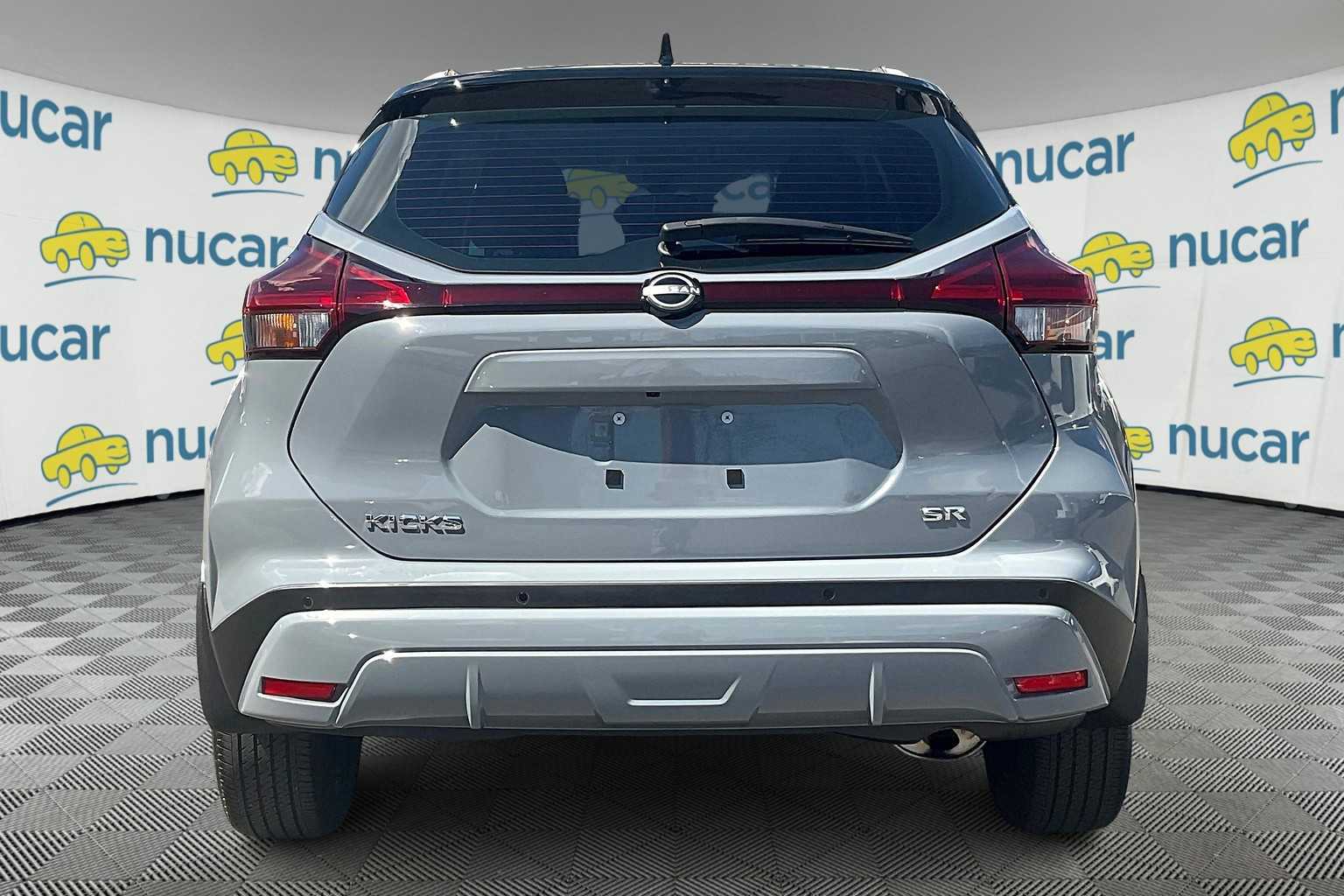 2023 Nissan Kicks SR - Photo 5