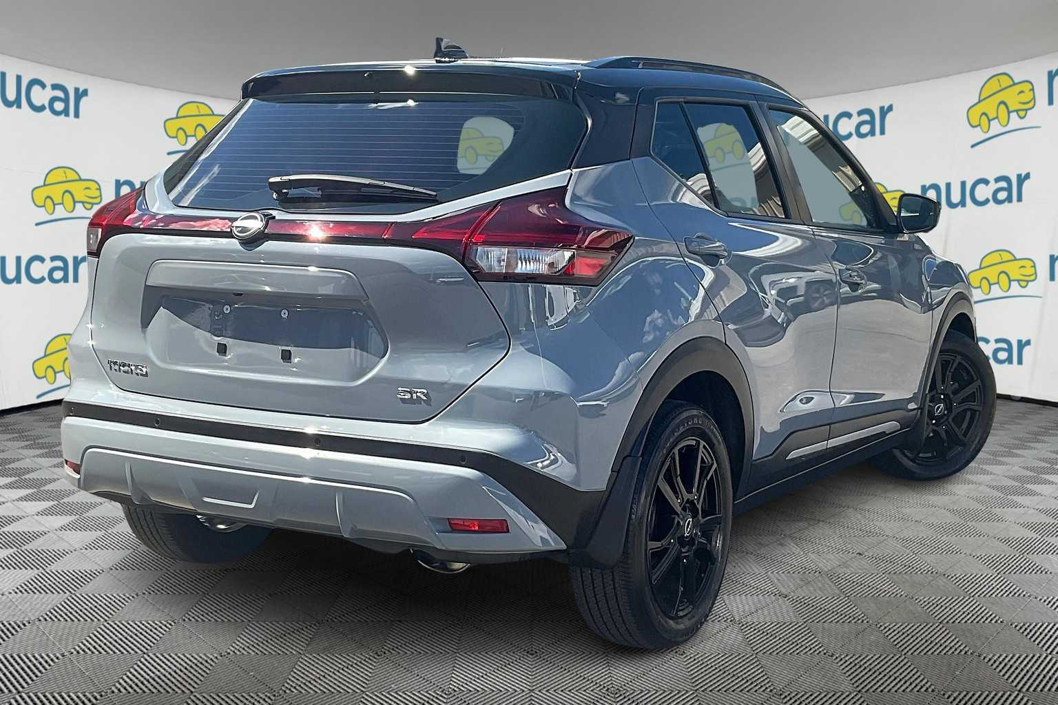 2023 Nissan Kicks SR - Photo 6