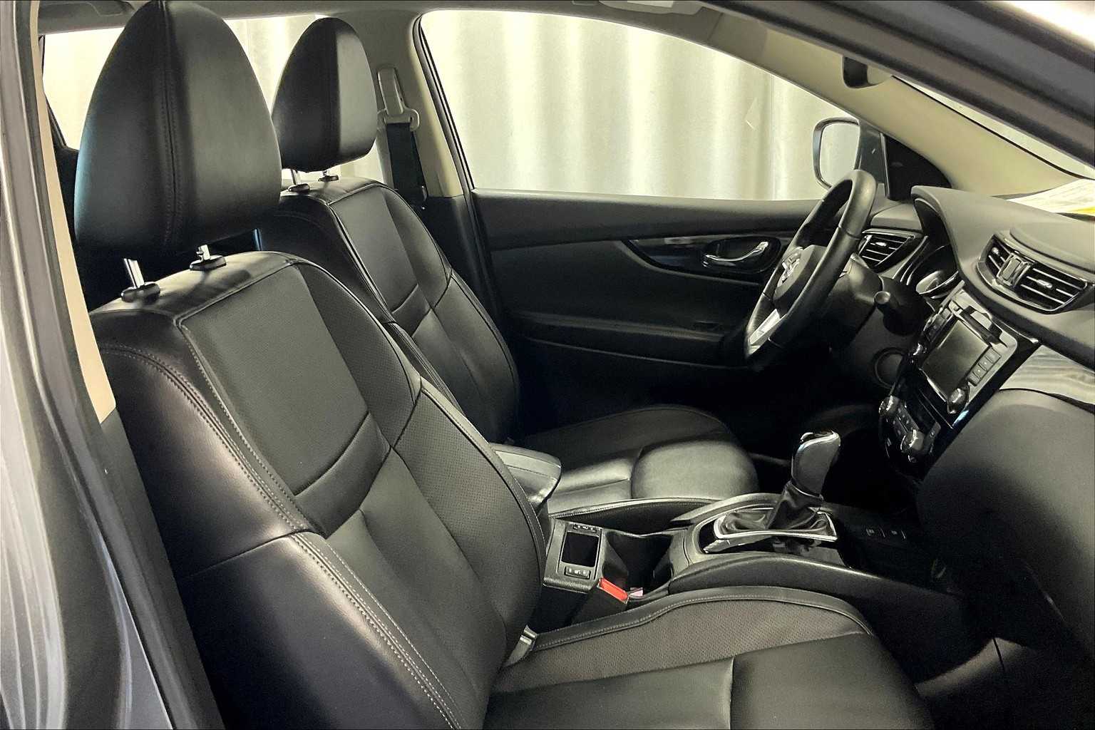 2021 Nissan Rogue Sport SL - Photo 11