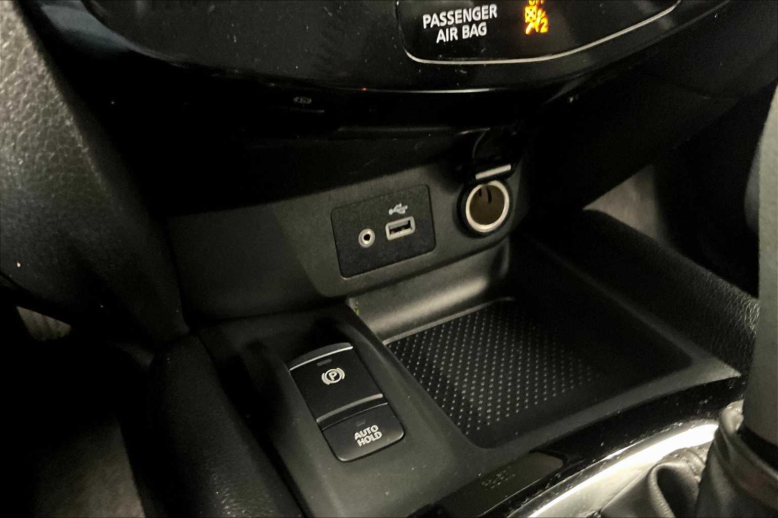2021 Nissan Rogue Sport SL - Photo 27