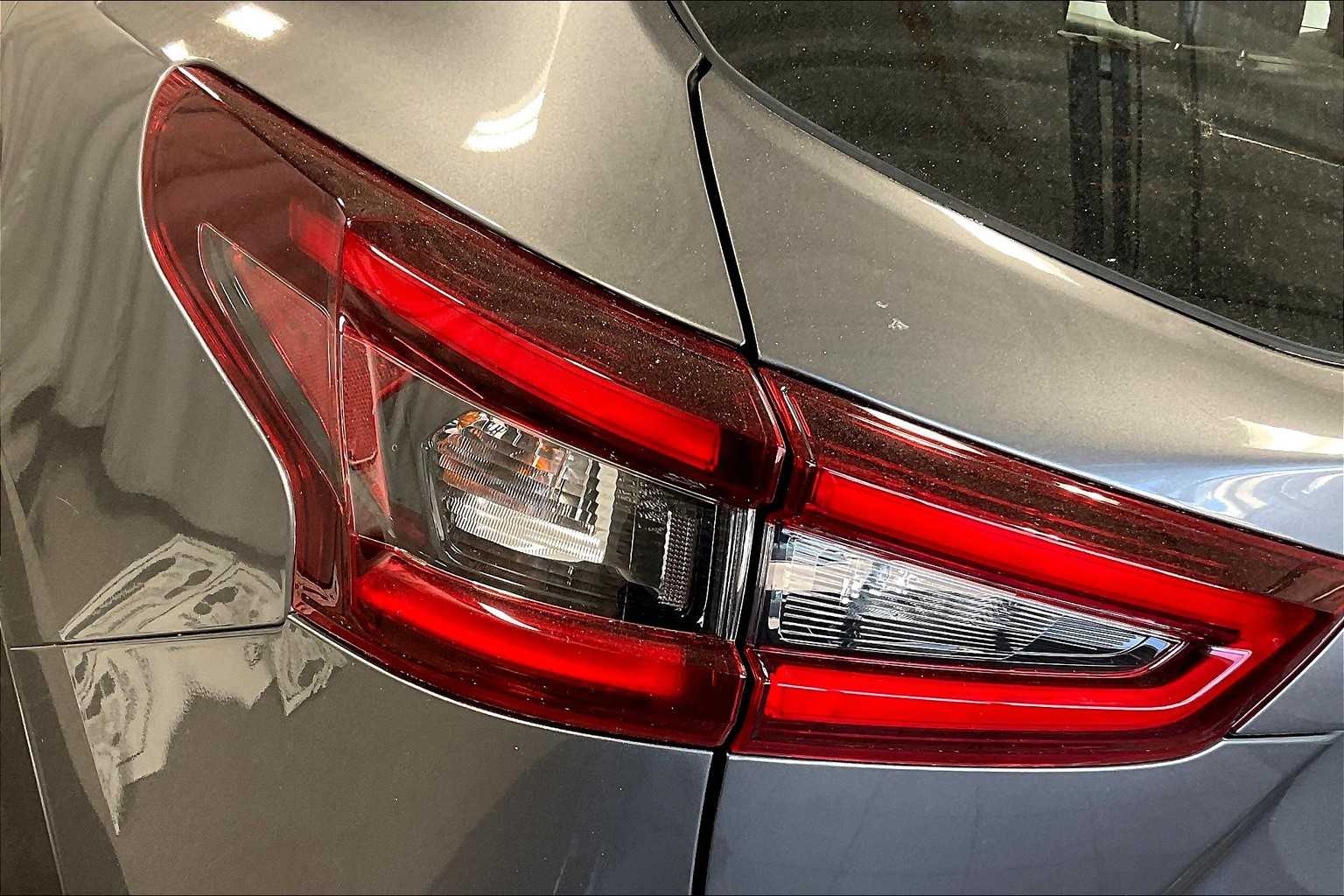 2021 Nissan Rogue Sport SL - Photo 34