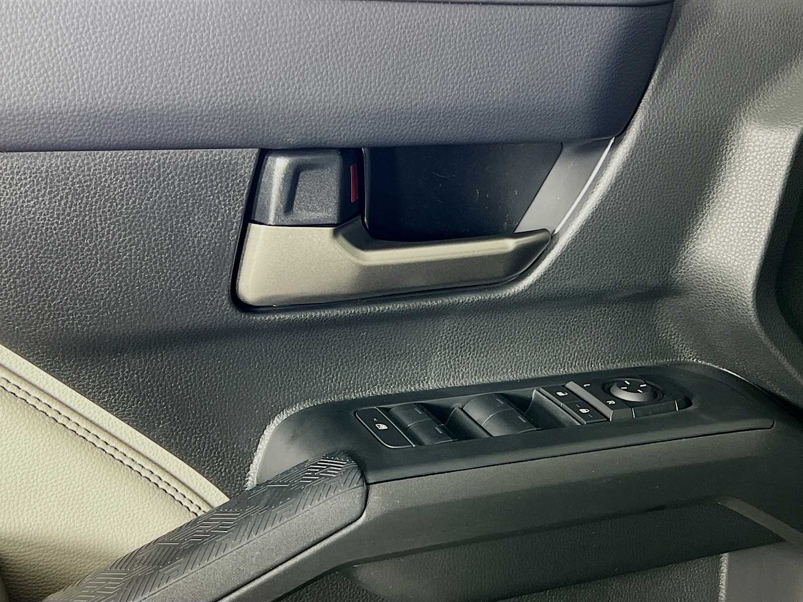 2025 Toyota Tacoma Limited - Photo 15