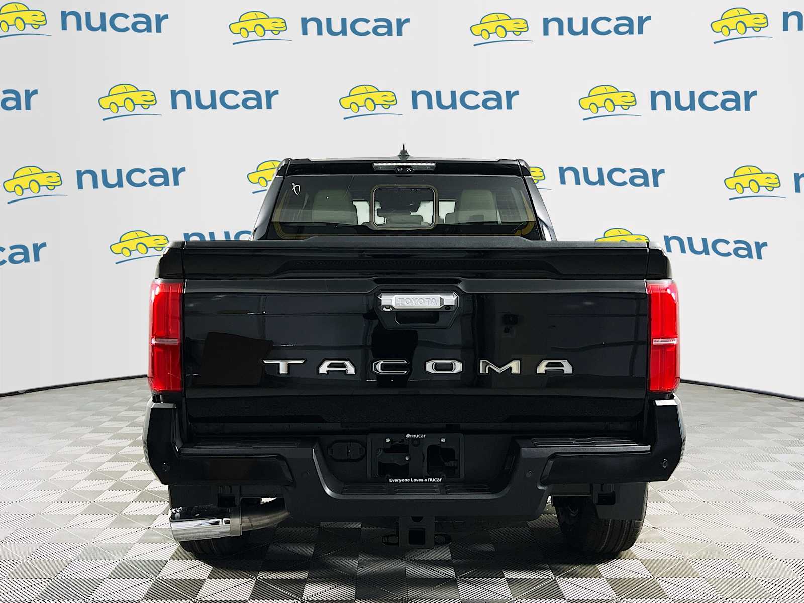 2025 Toyota Tacoma Limited - Photo 5