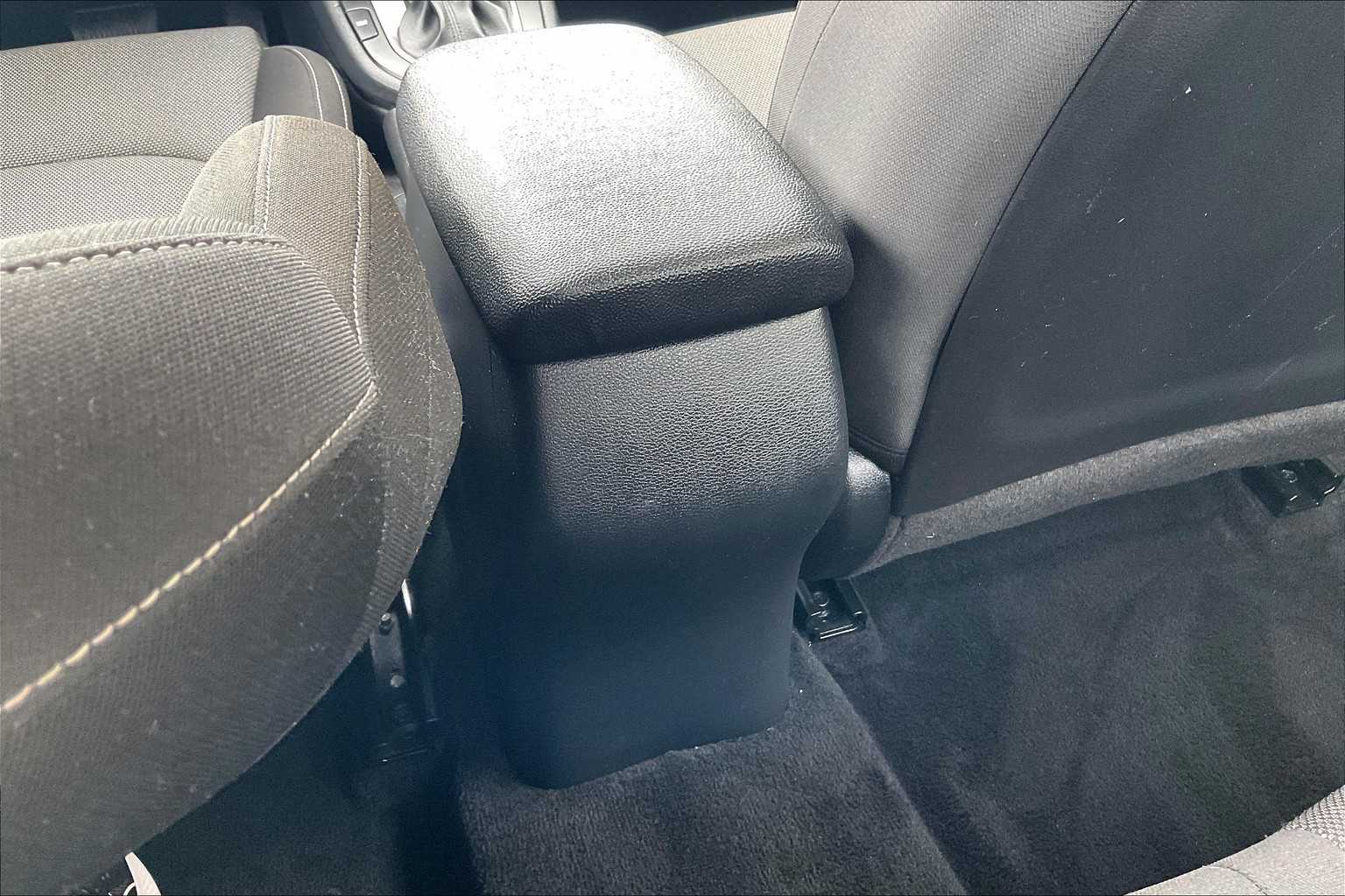 2022 Kia Forte LXS - Photo 27