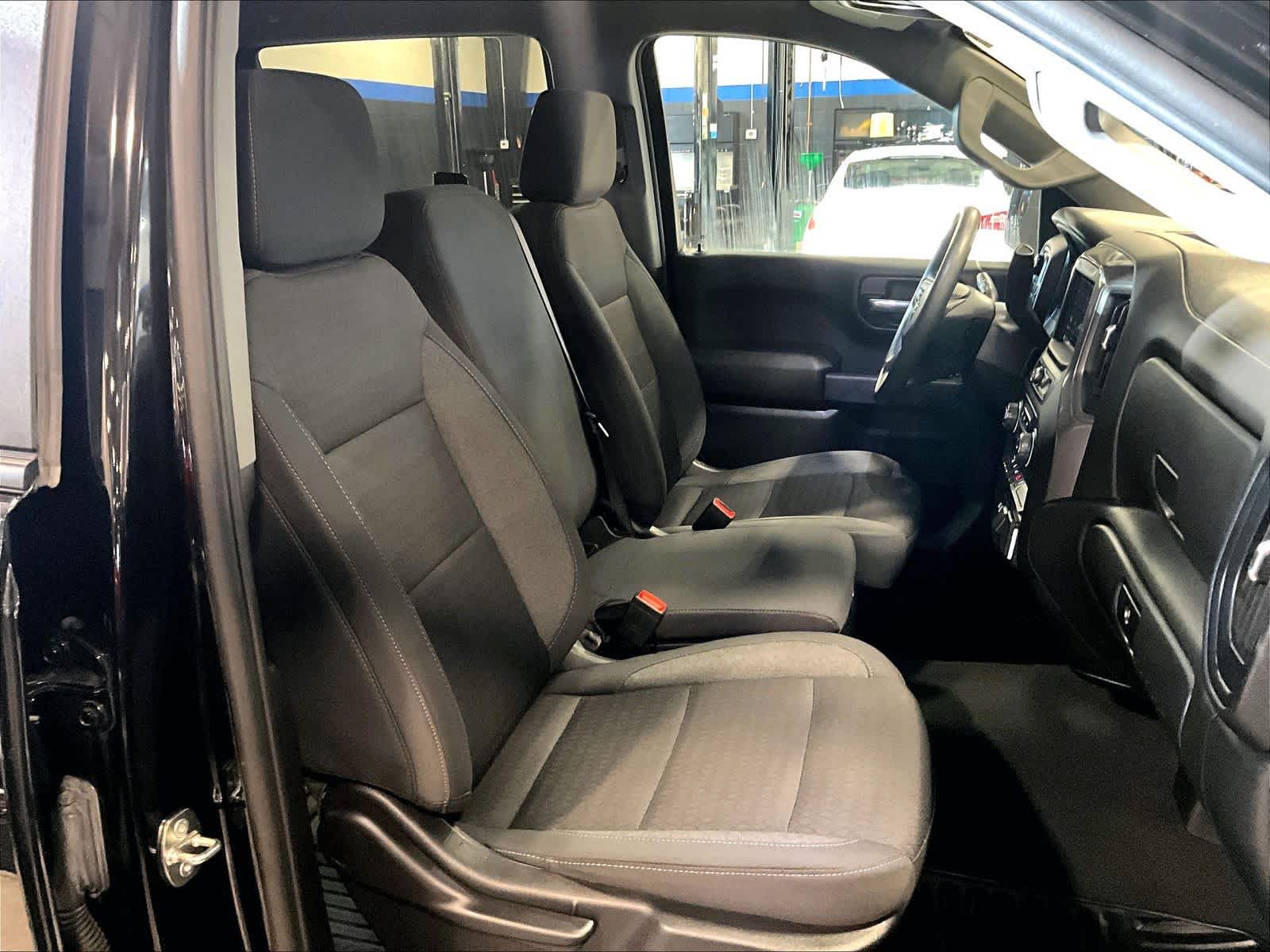 2024 Chevrolet Silverado 1500 Custom - Photo 11