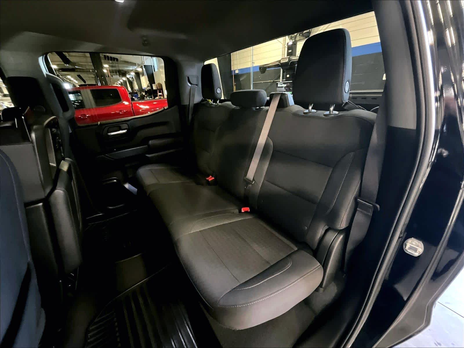 2024 Chevrolet Silverado 1500 Custom - Photo 15