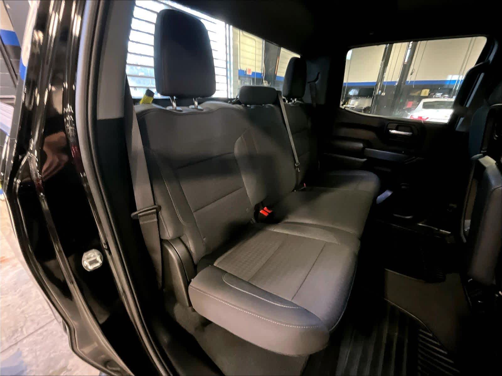 2024 Chevrolet Silverado 1500 Custom - Photo 16