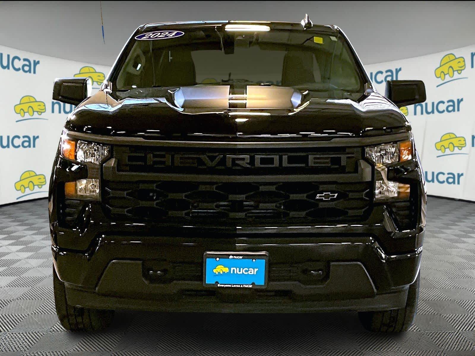 2024 Chevrolet Silverado 1500 Custom - Photo 2