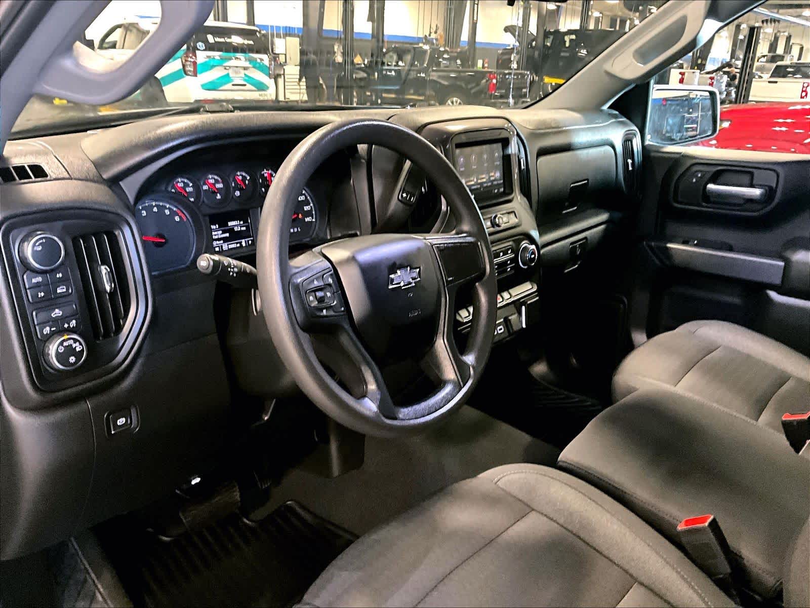 2024 Chevrolet Silverado 1500 Custom - Photo 8