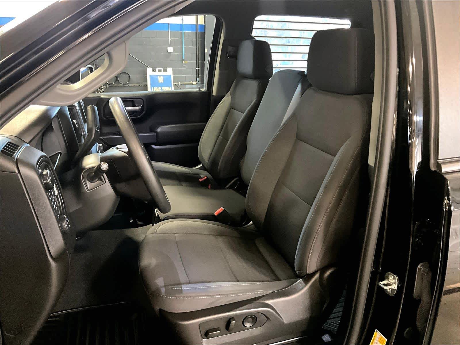 2024 Chevrolet Silverado 1500 Custom - Photo 10