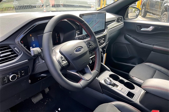 2025 Ford Escape ST-Line - Photo 7
