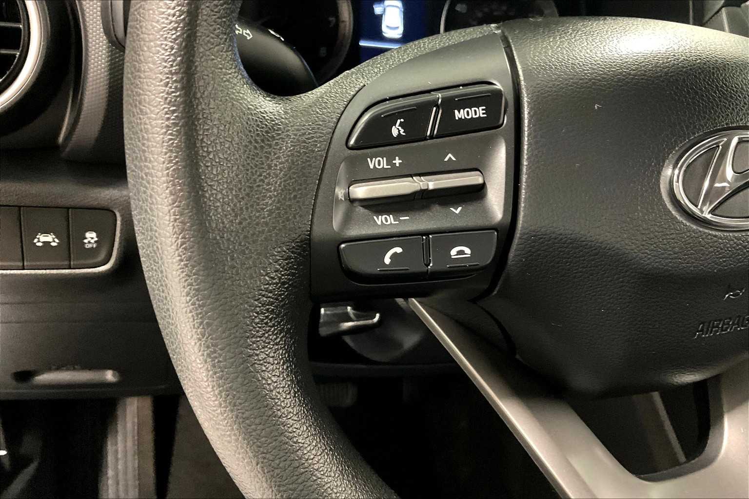 2019 Hyundai Kona SE - Photo 23