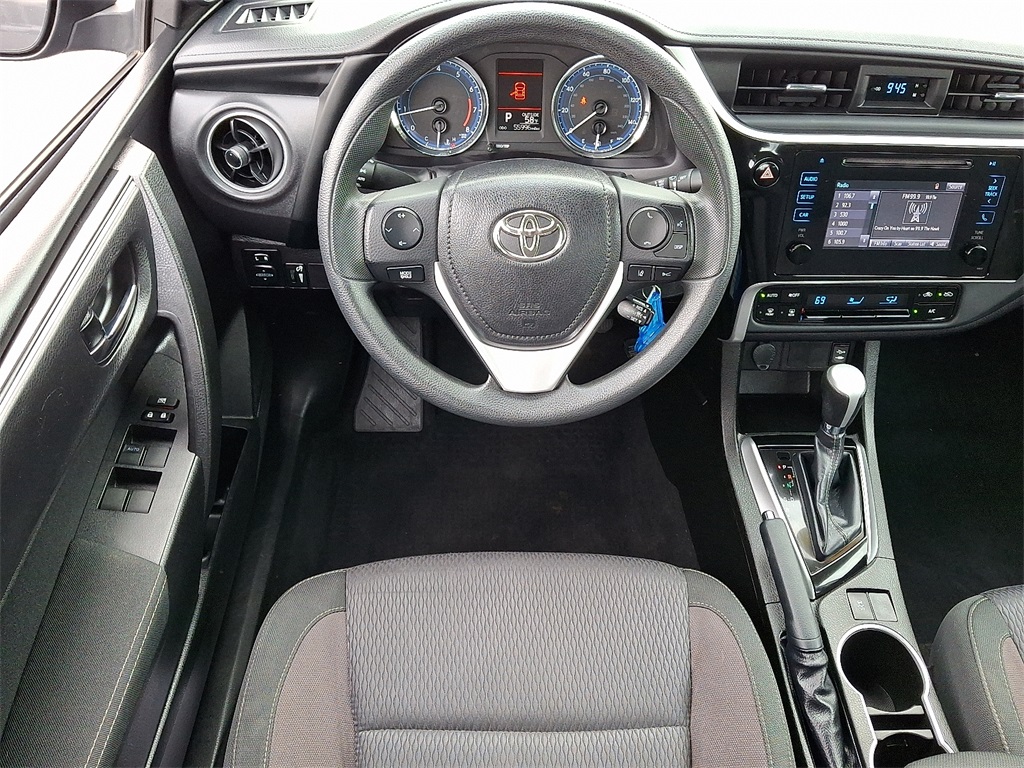 2018 Toyota Corolla LE - Photo 12