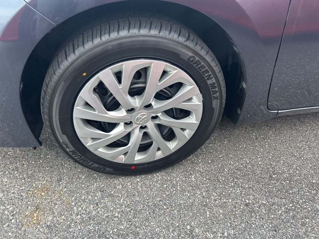 2018 Toyota Corolla LE - Photo 7
