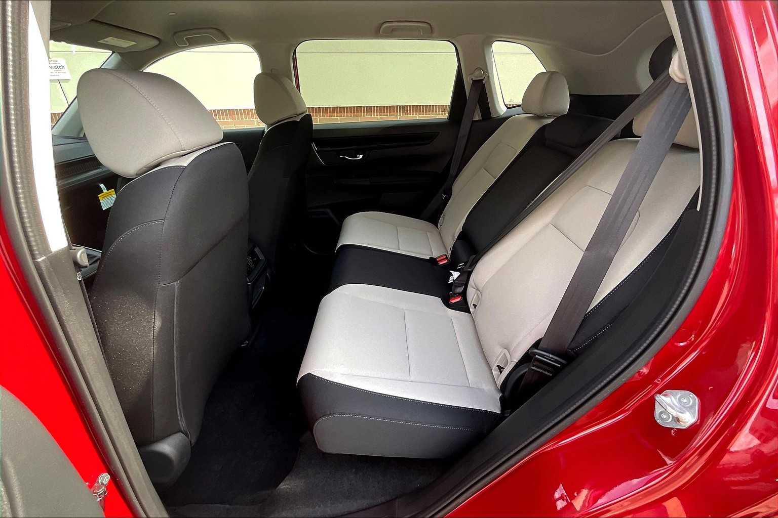 2026 Honda CR-V LX - Photo 15
