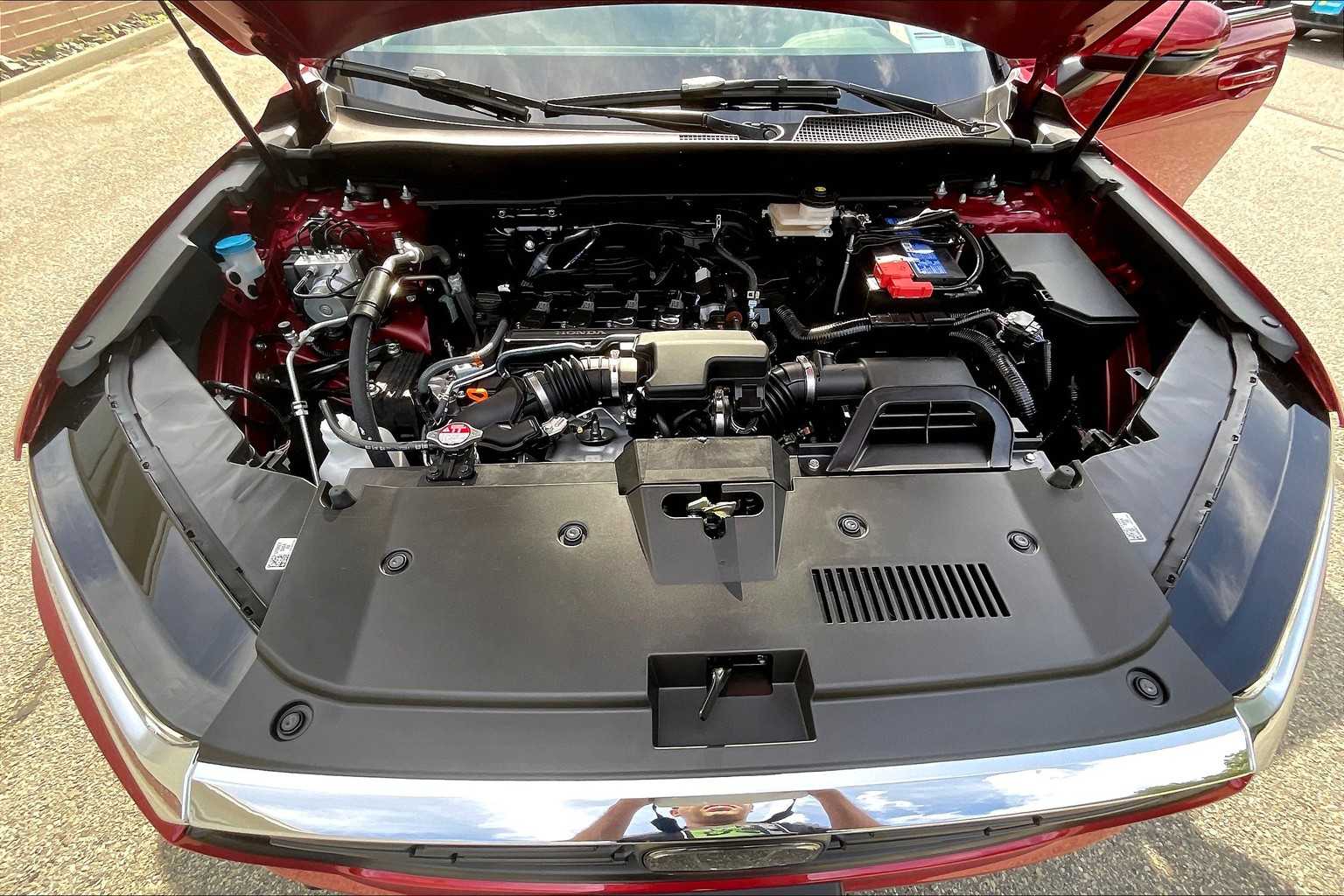 2026 Honda CR-V LX - Photo 16