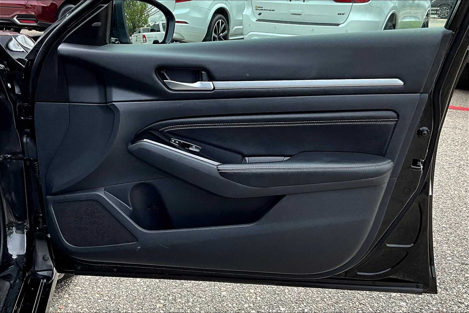 2022 Nissan Altima 2.5 SL - Photo 12