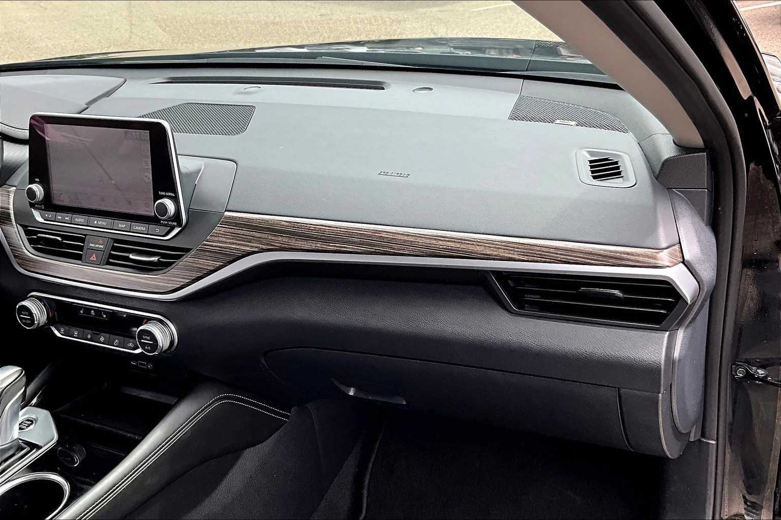 2022 Nissan Altima 2.5 SL - Photo 13