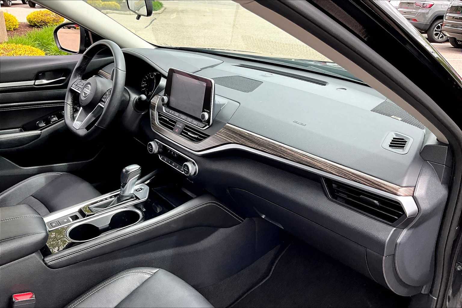 2022 Nissan Altima 2.5 SL - Photo 14