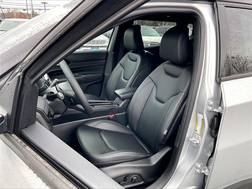 2026 Jeep Compass Limited - Photo 11