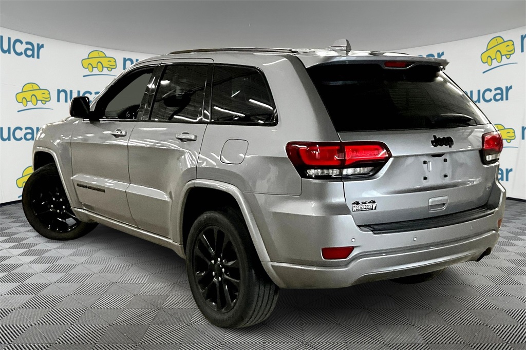 2020 Jeep Grand Cherokee Altitude - Photo 4