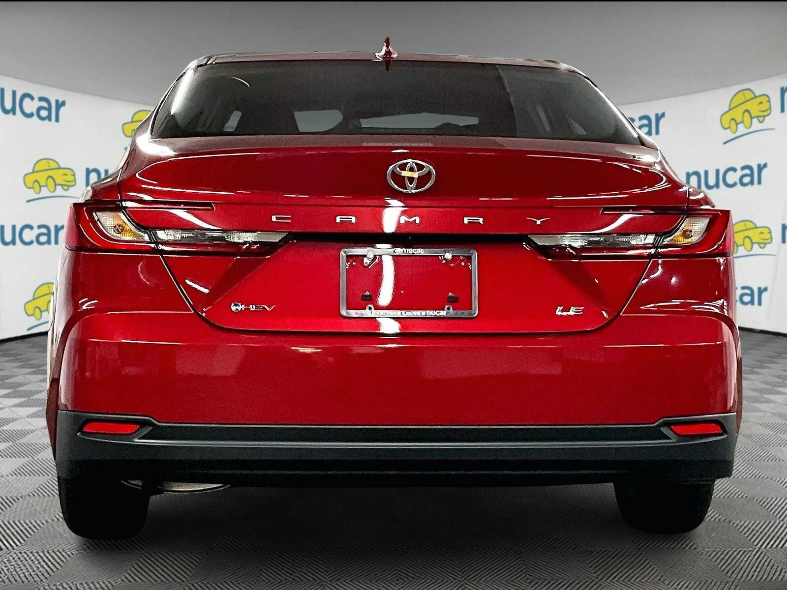 2026 Toyota Camry LE - Photo 6