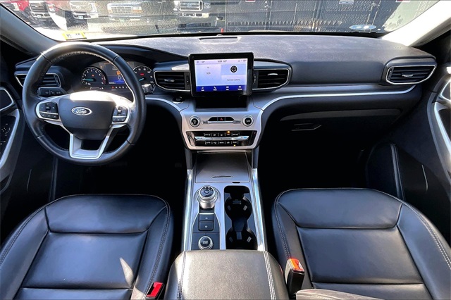 2022 Ford Explorer XLT - Photo 16