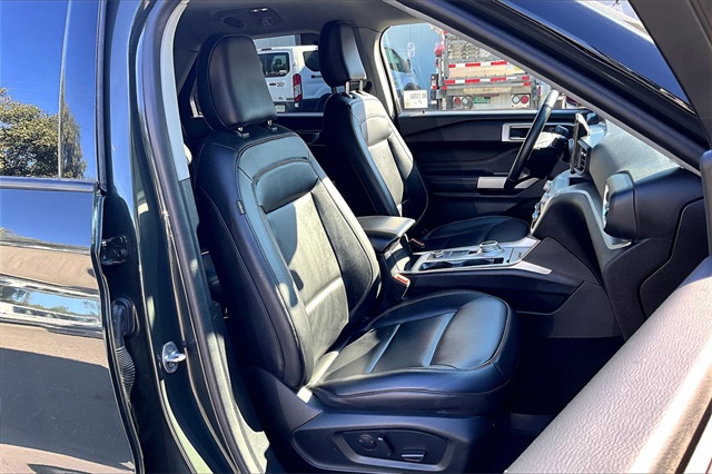 2022 Ford Explorer XLT - Photo 7