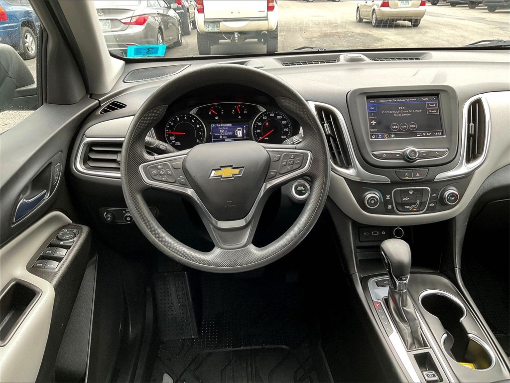 2022 Chevrolet Equinox LS - Photo 16