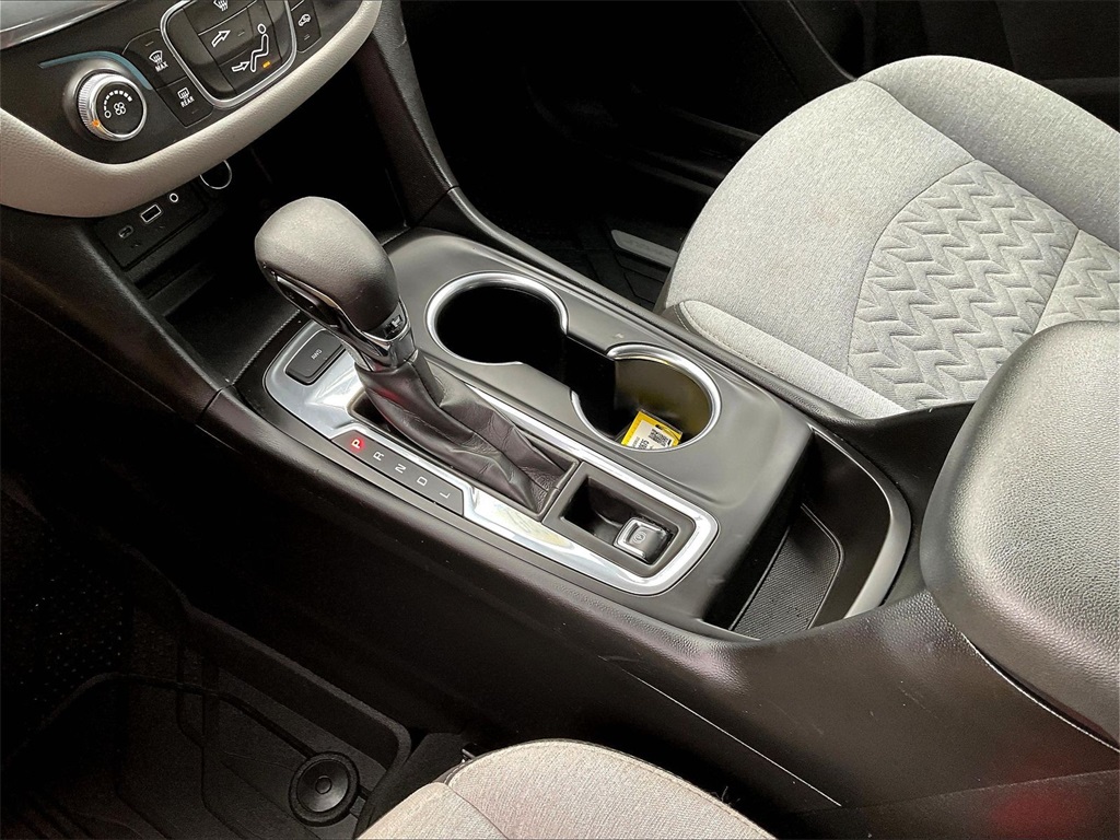 2022 Chevrolet Equinox LS - Photo 19