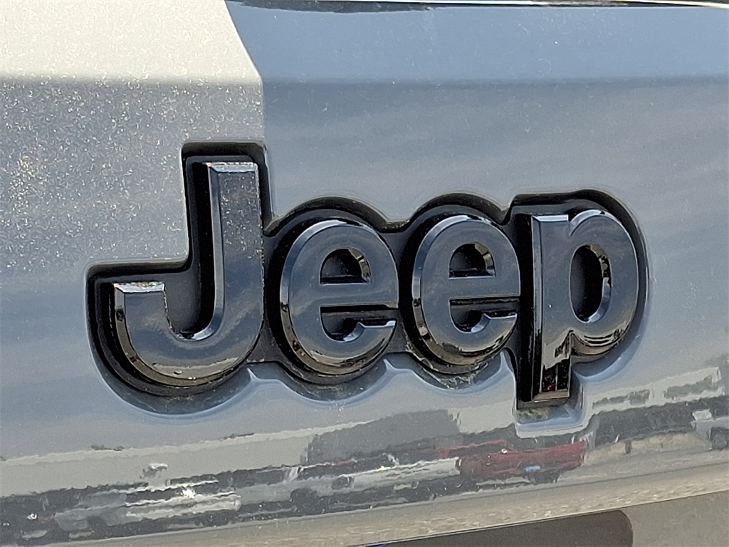 2021 Jeep Grand Cherokee Laredo X - Photo 28
