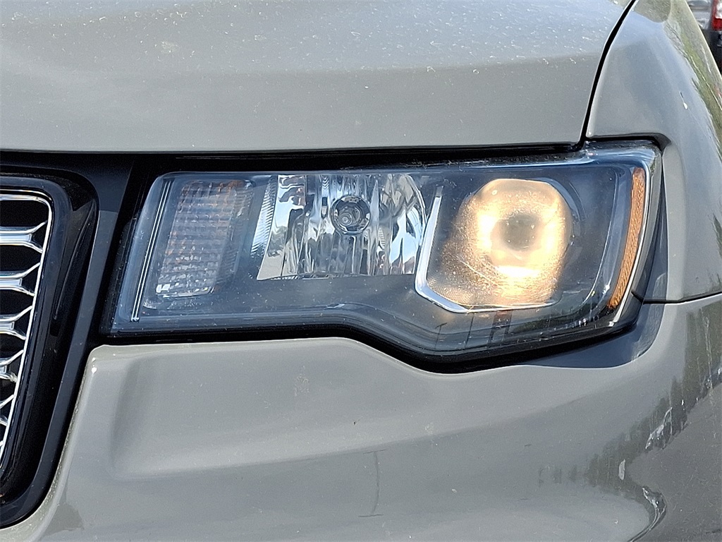 2021 Jeep Grand Cherokee Laredo X - Photo 9