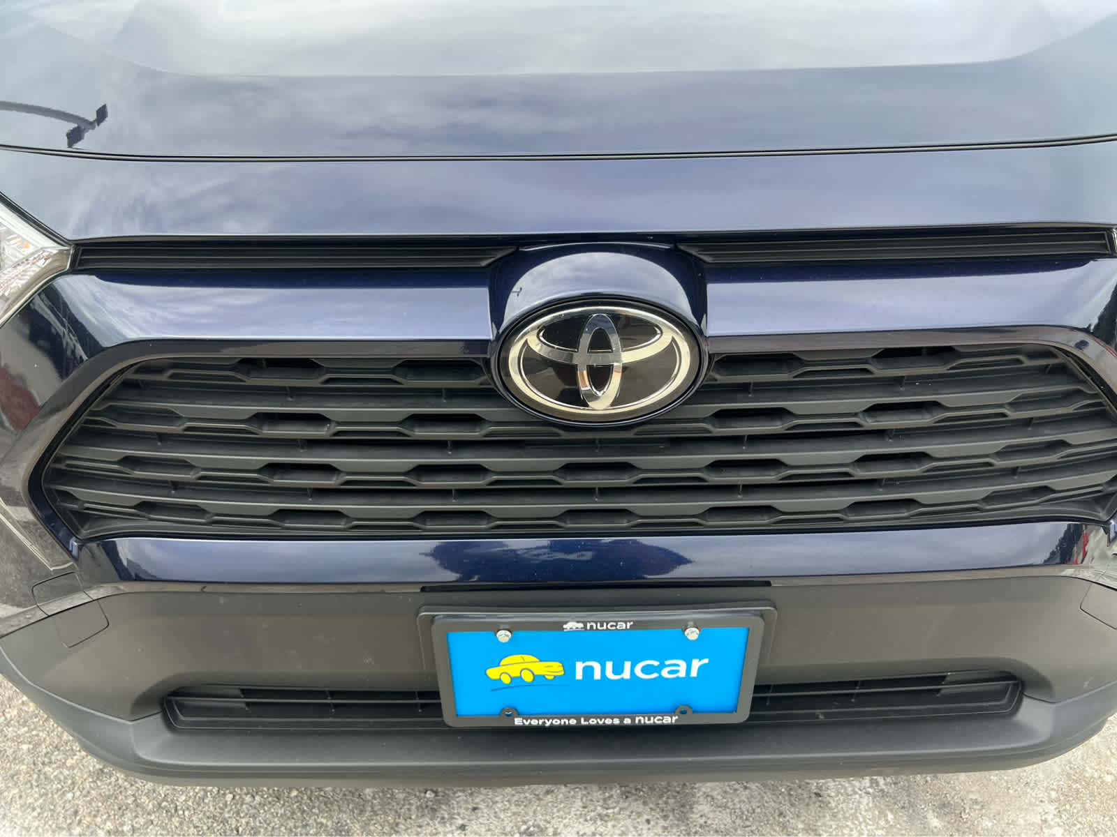 2019 Toyota RAV4 XLE - Photo 4