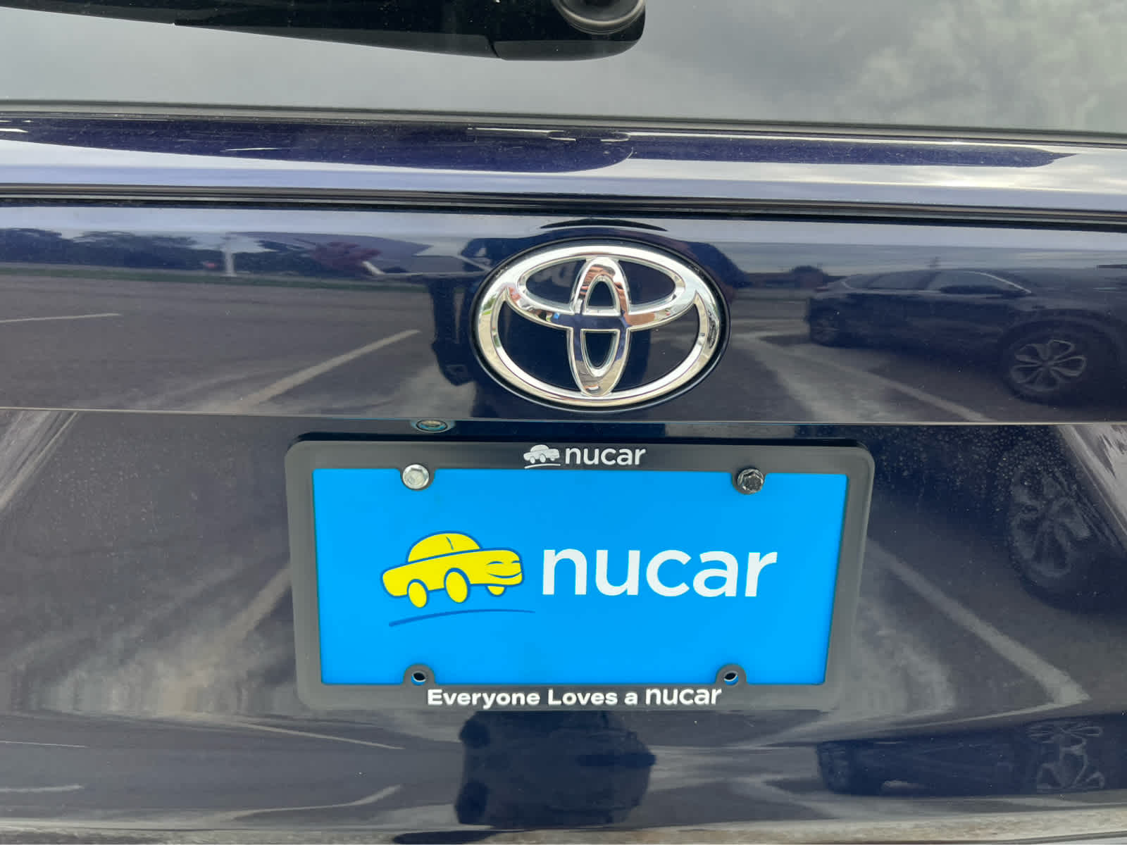 2019 Toyota RAV4 XLE - Photo 9