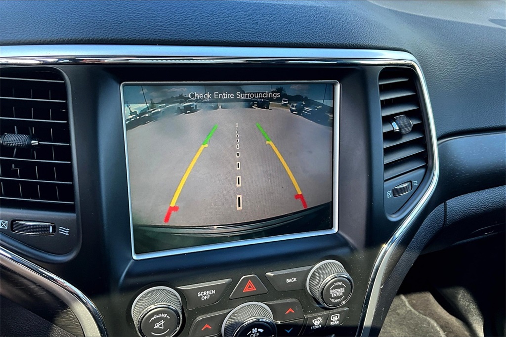 2015 Jeep Grand Cherokee Altitude - Photo 19