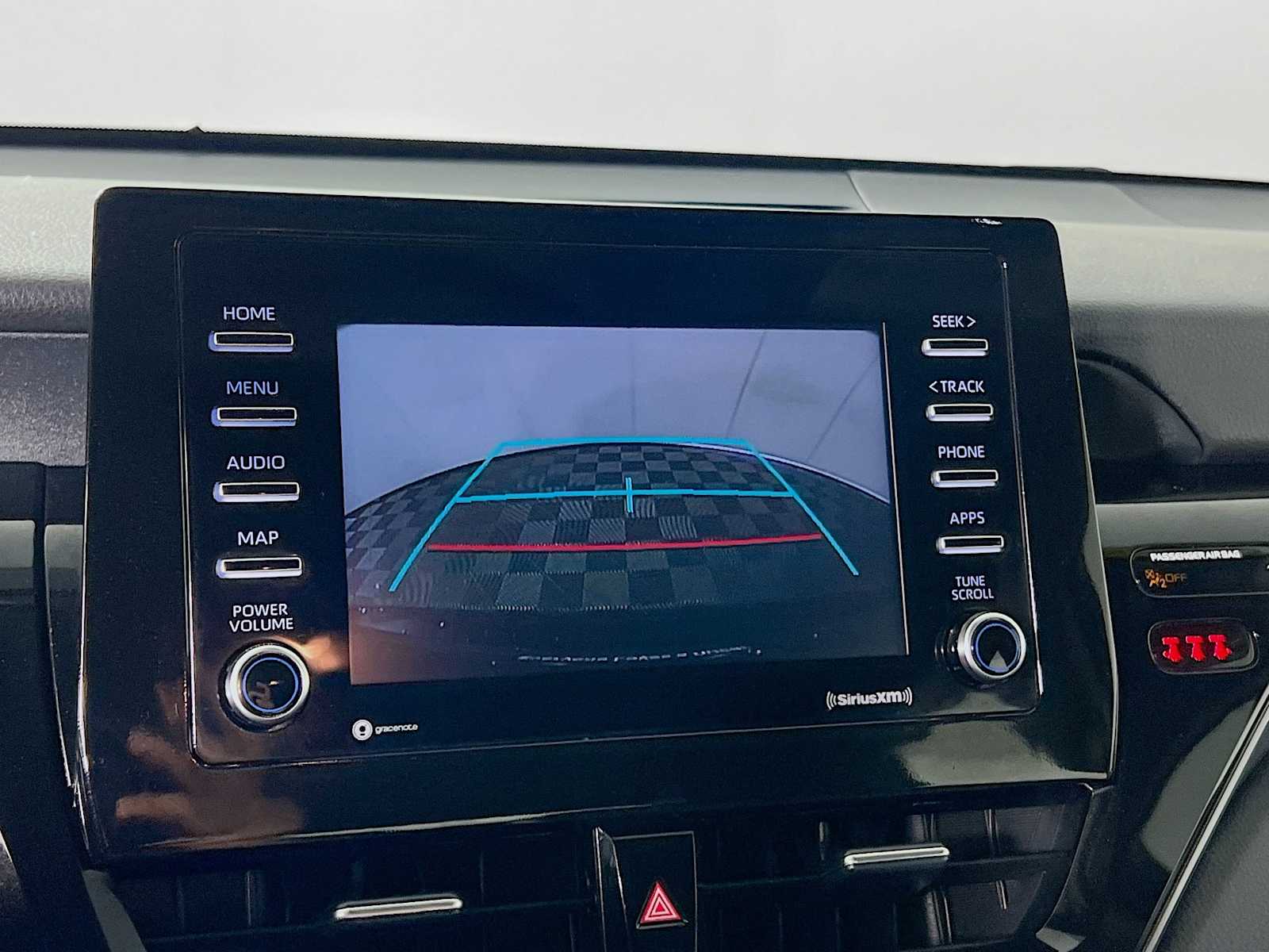 2023 Toyota Camry SE - Photo 13