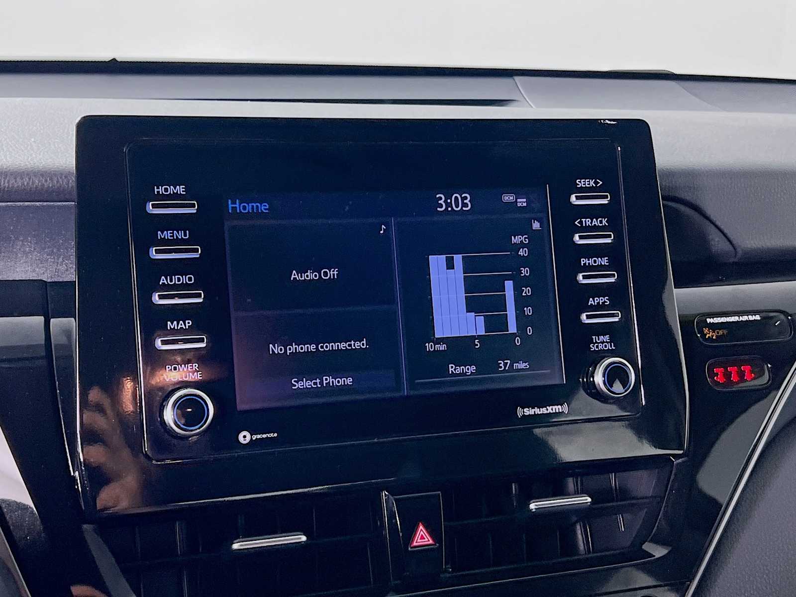 2023 Toyota Camry SE - Photo 14