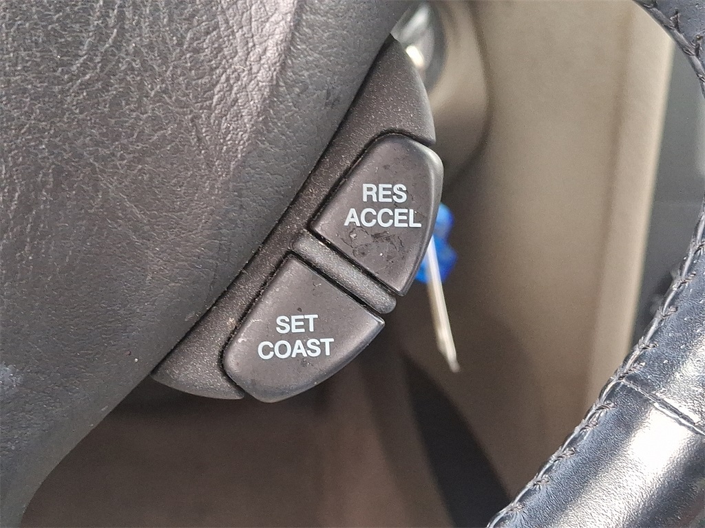 2005 Hyundai Santa Fe GLS - Photo 22