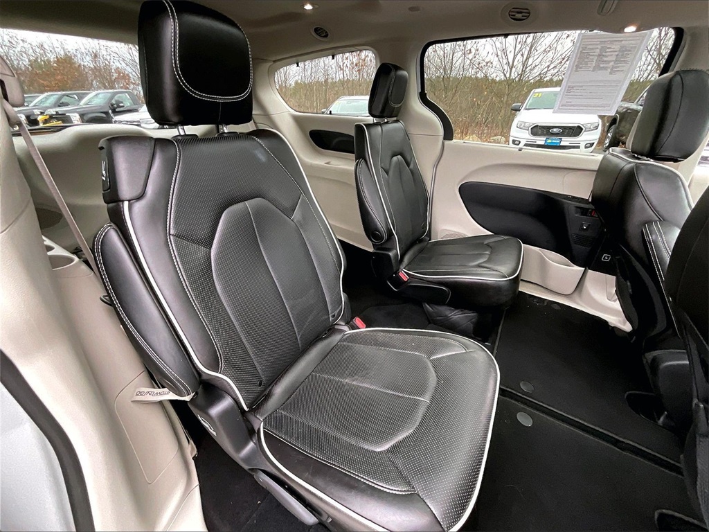 2023 Chrysler Pacifica Limited - Photo 15