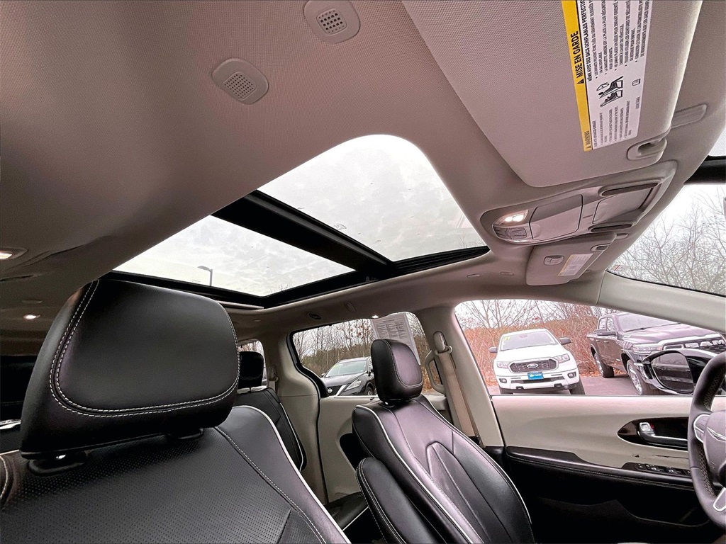 2023 Chrysler Pacifica Limited - Photo 22