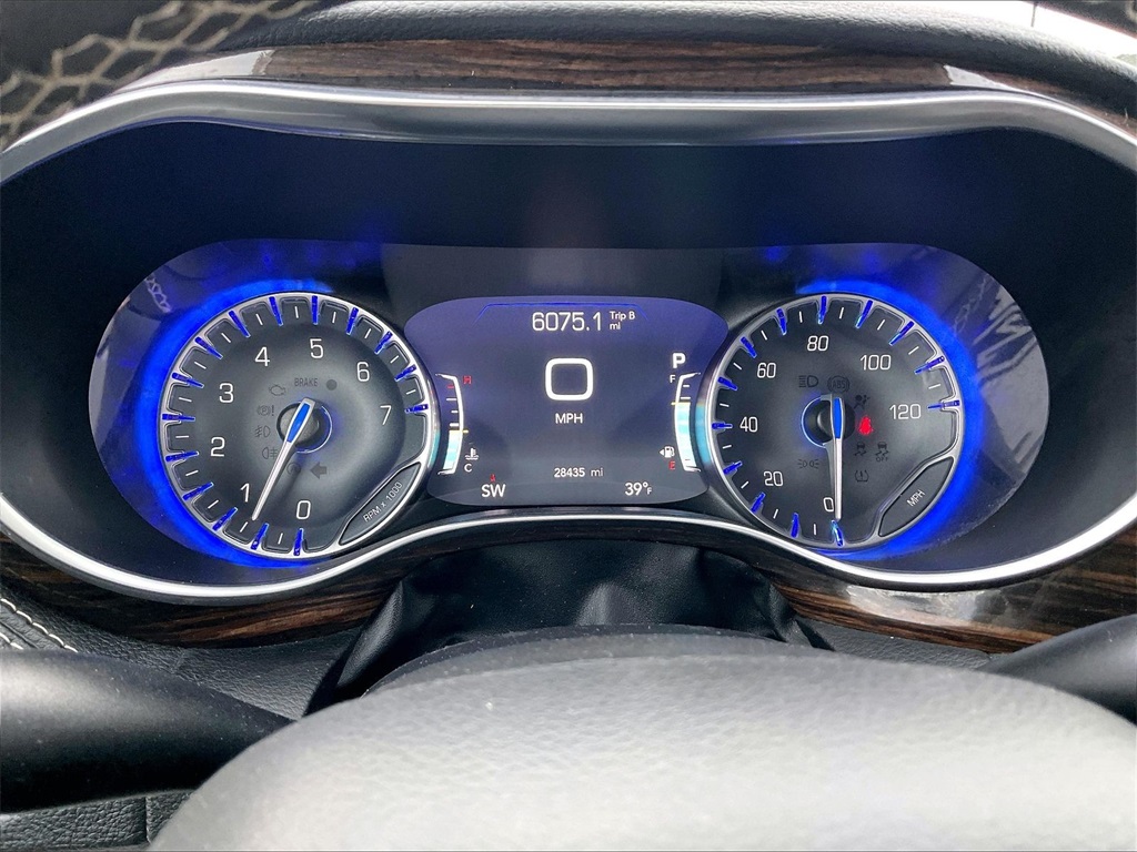 2023 Chrysler Pacifica Limited - Photo 25