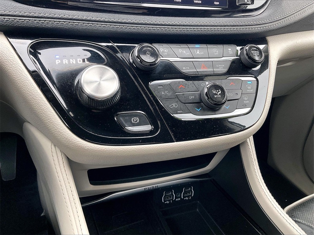2023 Chrysler Pacifica Limited - Photo 26