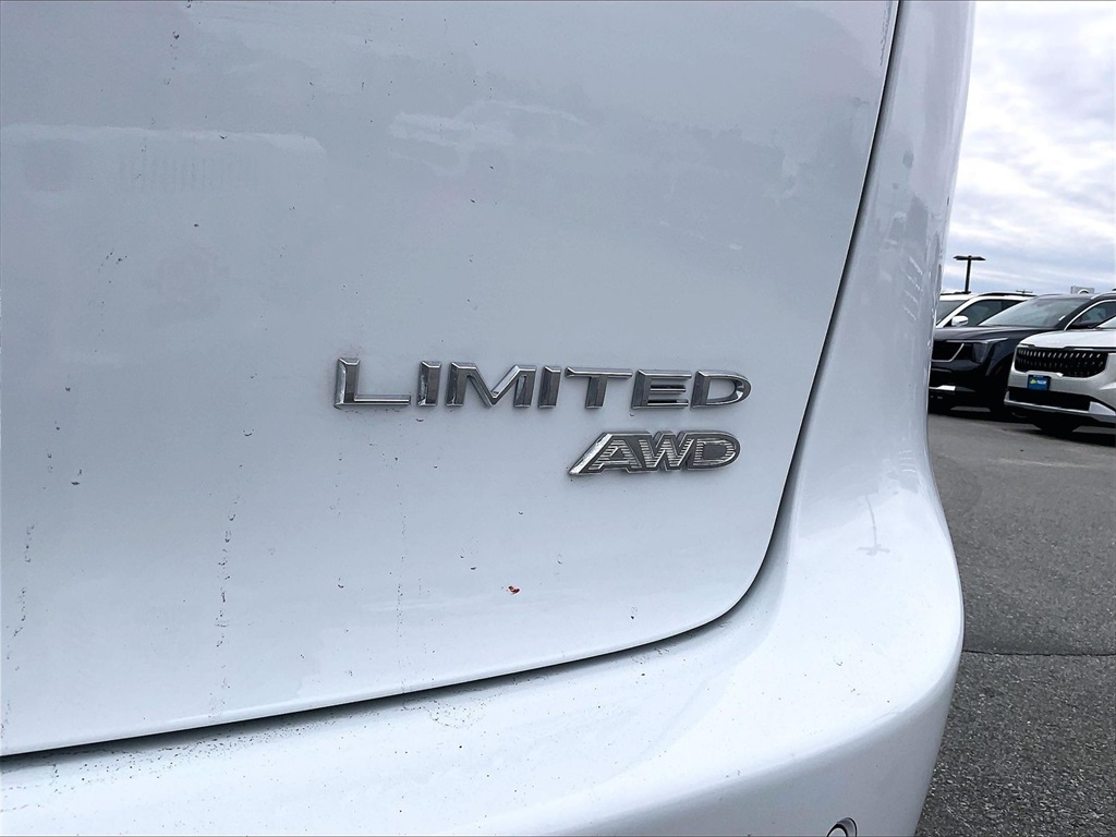 2023 Chrysler Pacifica Limited - Photo 27