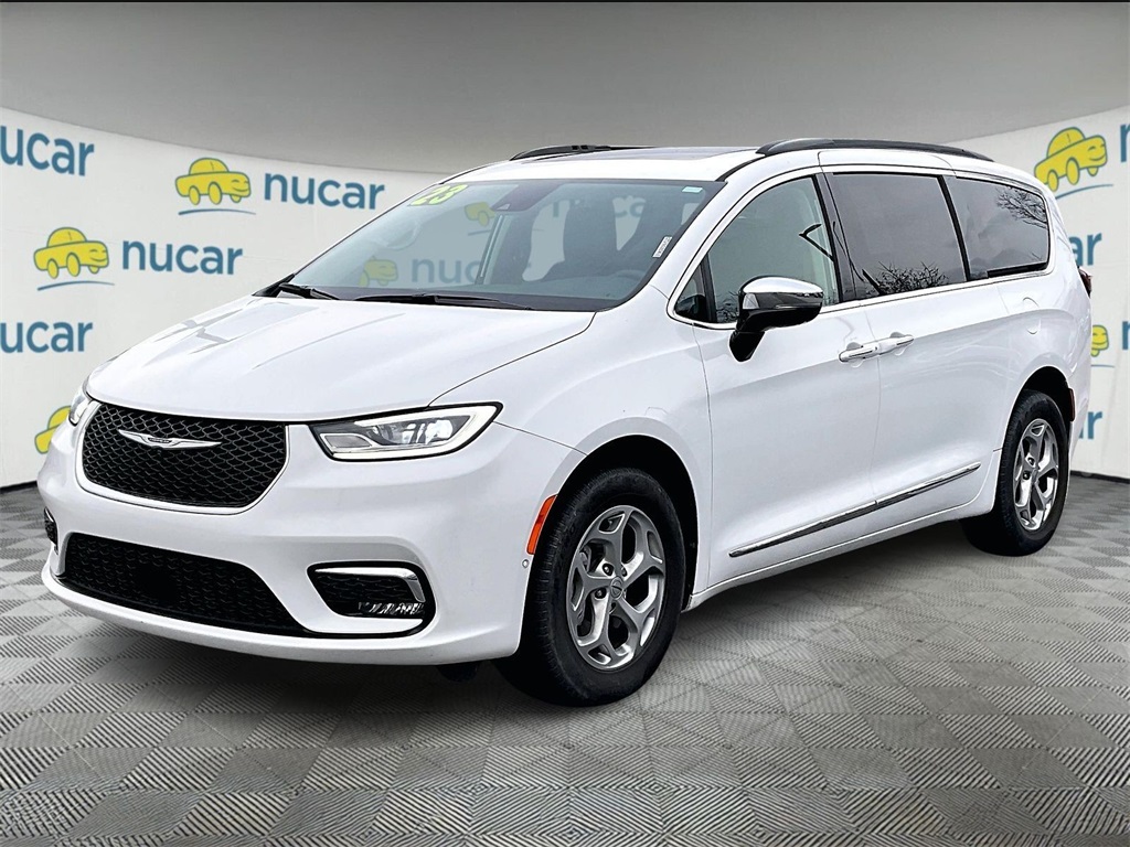 2023 Chrysler Pacifica Limited - Photo 3