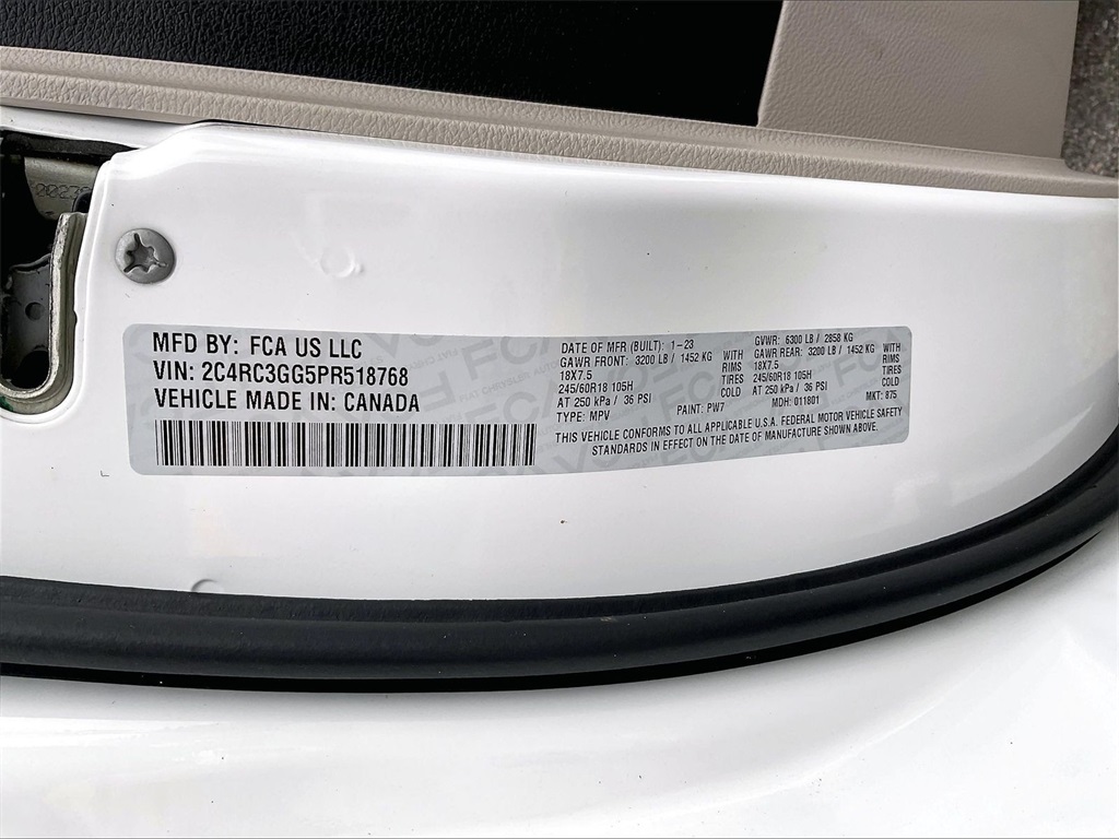 2023 Chrysler Pacifica Limited - Photo 32